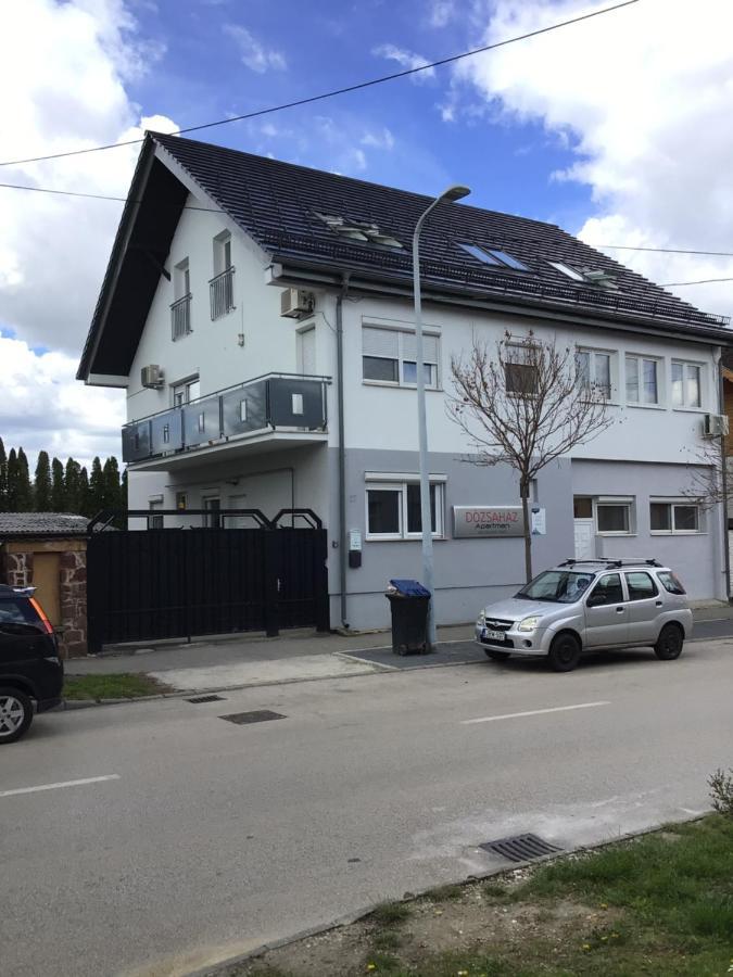 Hotel Dozsahaz Zalaegerszeg Exterior foto